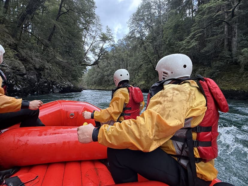 Rafting al límite con Chile