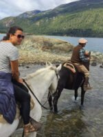 Cabalgata por el bosque de cohiues: paseo a caballo en la naturaleza de Bariloche - Imagen 4