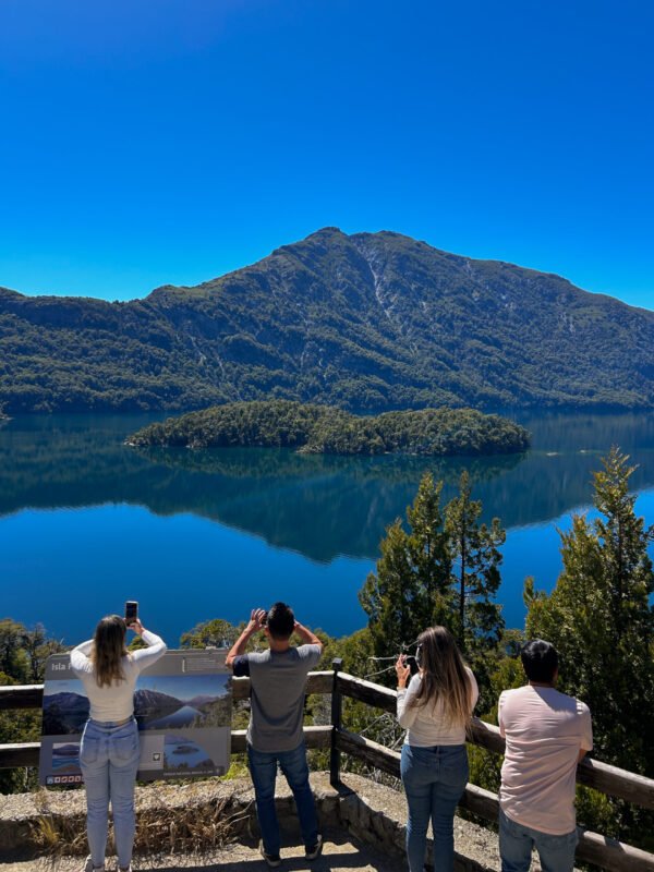 Excursión al Cerro Tronador: naturaleza imponente y un día lleno de paisajes - Imagen 4
