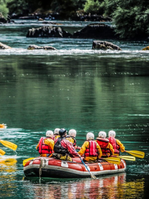 De Bariloche a la Frontera con Chile – Aventura Al Límite de rafting - Imagen 3