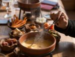 Nieve Encantada: Nieve, Travesía y Sabores Patagónicos para Disfrutar del Cerro López - Imagen 2